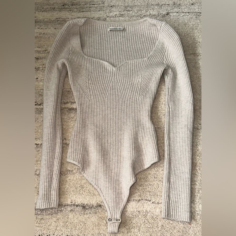 Abercrombie & Fitch Light Gray Ribbed Bodysuit